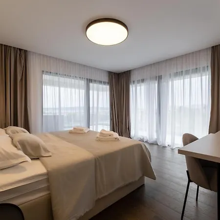 Duje Villa *